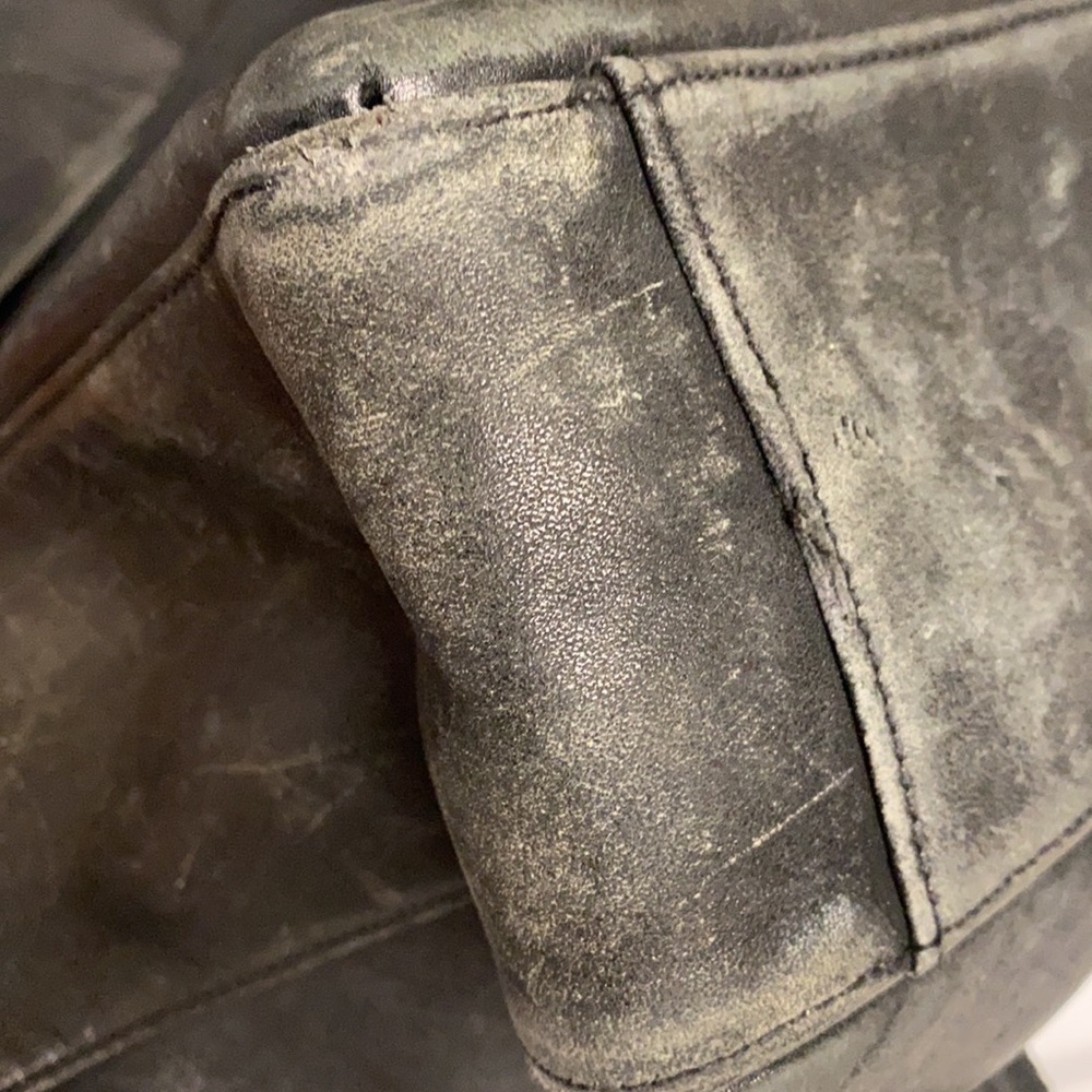 Coach Leather Computer Bag Flapped Shoulder Bag - Picture 17 of 17